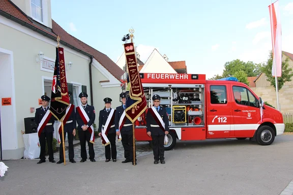 Fahnenabordnungen1000Pixel.jpg